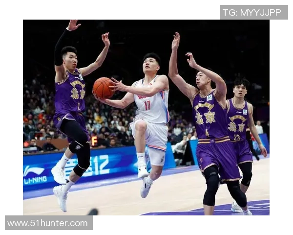 CBA八一队对阵北控队的全面分析与比赛展望 CBA八一队对阵北控队的全面分析与比赛展望