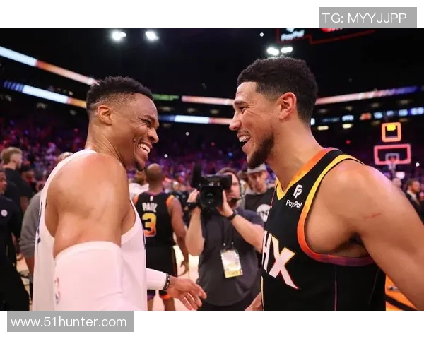 太阳队与掘金队的布克对决引发的精彩篮球盛宴分析