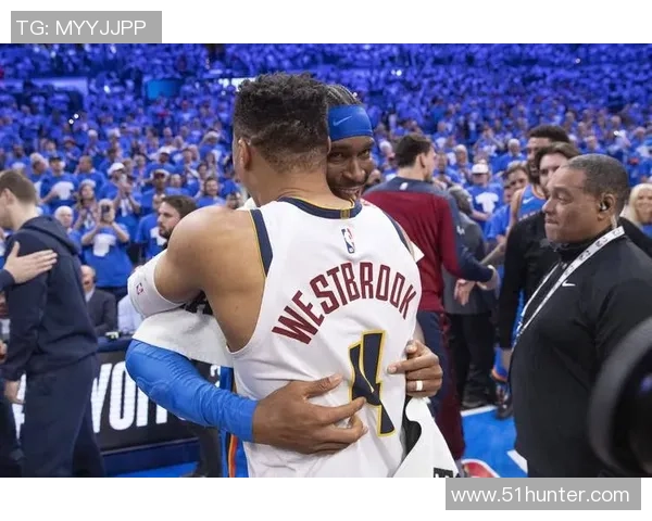 布鲁克洛佩斯：从NBA巨星到篮球战术的关键角色解析