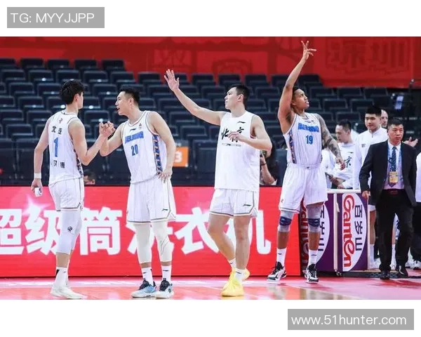 广东队对阵北控队的精彩粤语解说全程回顾与分析 广东队对阵北控队的精彩粤语解说全程回顾与分析